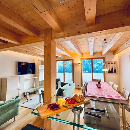 아파트 Chalet Wyssbirg 5 *