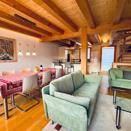 아파트 Chalet Wyssbirg 5 *